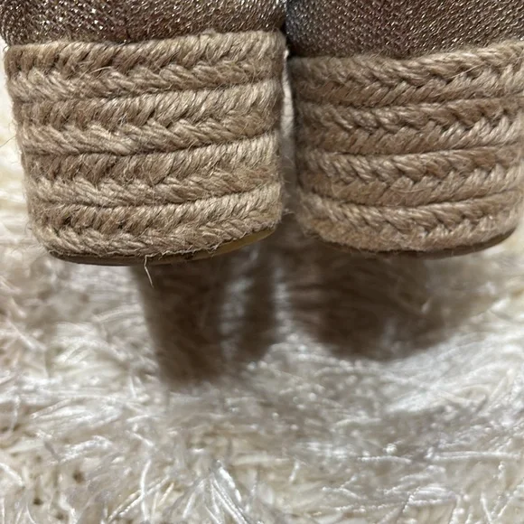 Shoes - Picture 5 of 5